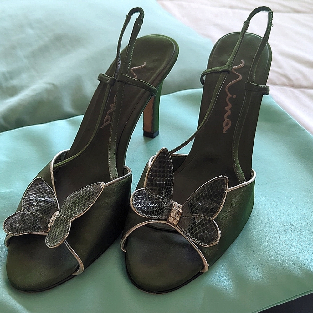 Nina Vintage Green Satin Slingback Heels (80s) Size 10